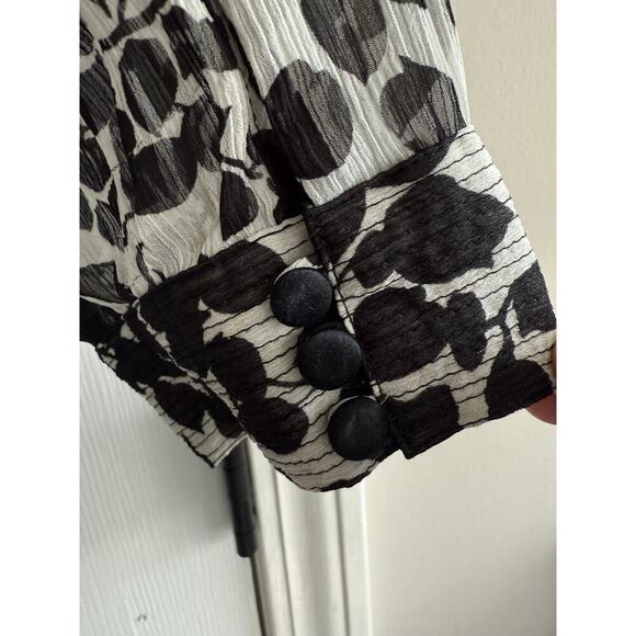 George Women’s Black and White Flowy Long Sleeve Top size 3x - Picture 7 of 7